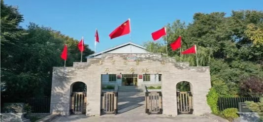 兴安盟剧场里的思政课走进内蒙古大学兴安盟是内蒙古自治政府诞生地，红色是这里的基因