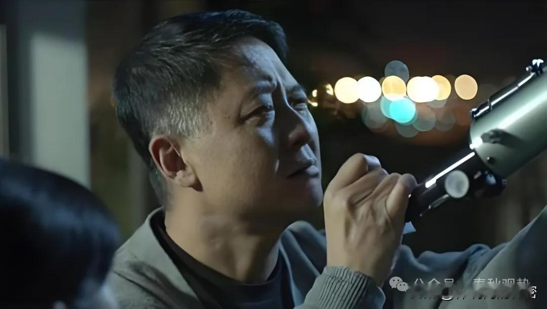 其实吧，体制里真正混得明白的人，学历不一定最漂亮，但身上多半都有这几种“软功夫”