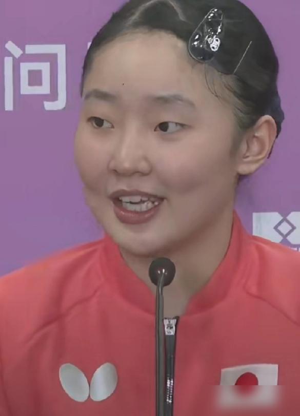 重庆冠军赛女单决赛，蒯曼3-4输给了日本的张本美和。这事让人有点窝火。要知道，她