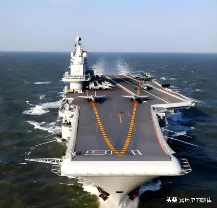 理性看待台海局势：保持战略克制，背后藏着一笔沉甸甸的经济账
 
网上聊起台湾问题