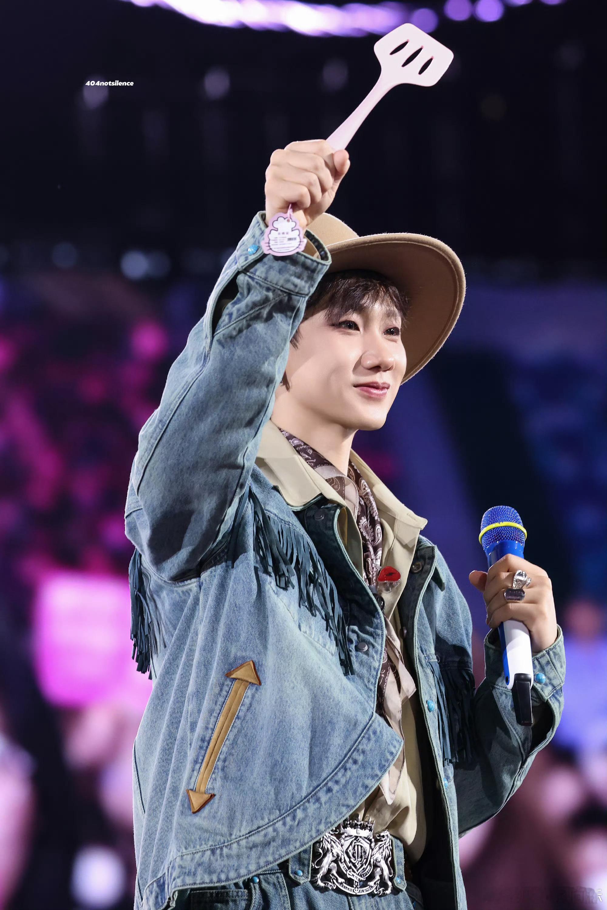 汪苏泷晴高量彩片如大雨落下 