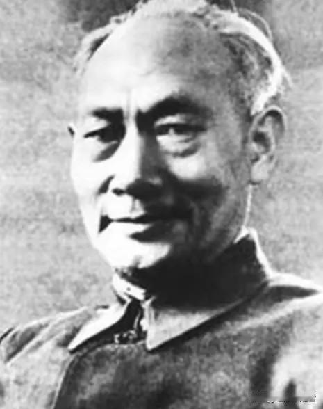 1934年，国民党少将莫雄救下近9万红军，1951年却被判处死刑，毛主席下令：此
