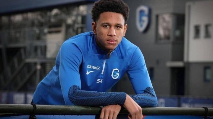 记者：巴萨预计未来几小时官宣签下18岁荷兰中卫奥恩斯坦足球 1月31日讯 据记者