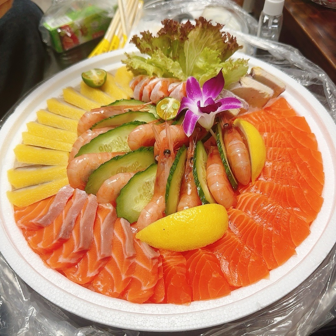 这个生日过的真长～还在吃吃喝喝～