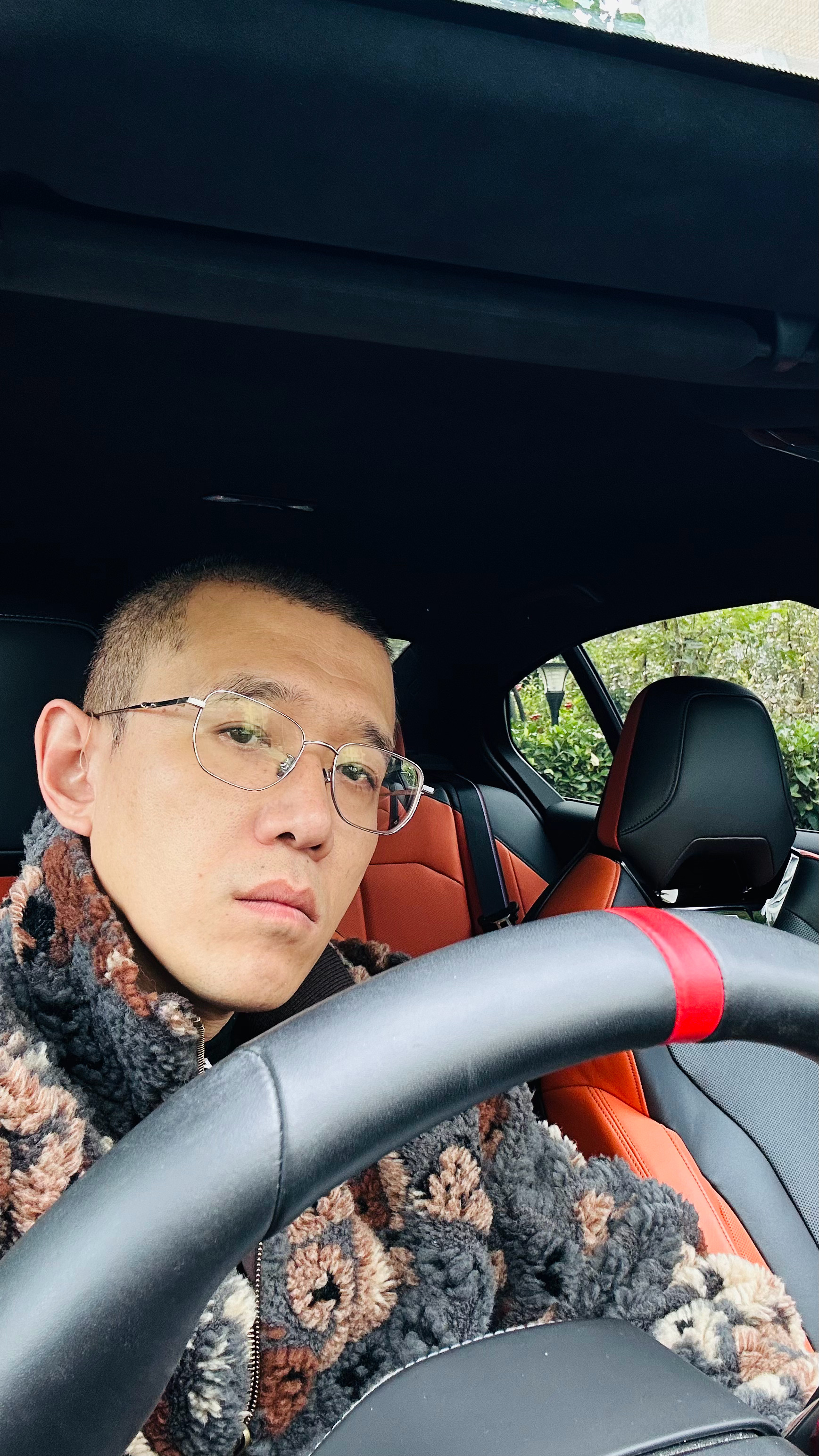 出门出门别不正经说车宝马[超话]宝马m5 ​​​