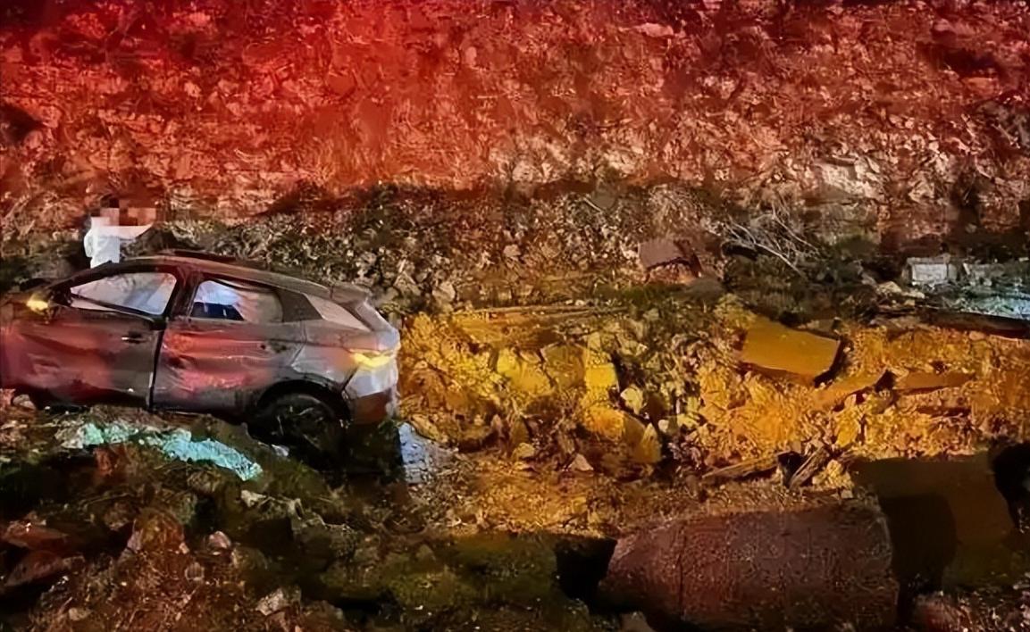 比亚迪元PLUS硬抗导弹波及，安全实力出圈



跟大家说个比较震撼的事儿！3月