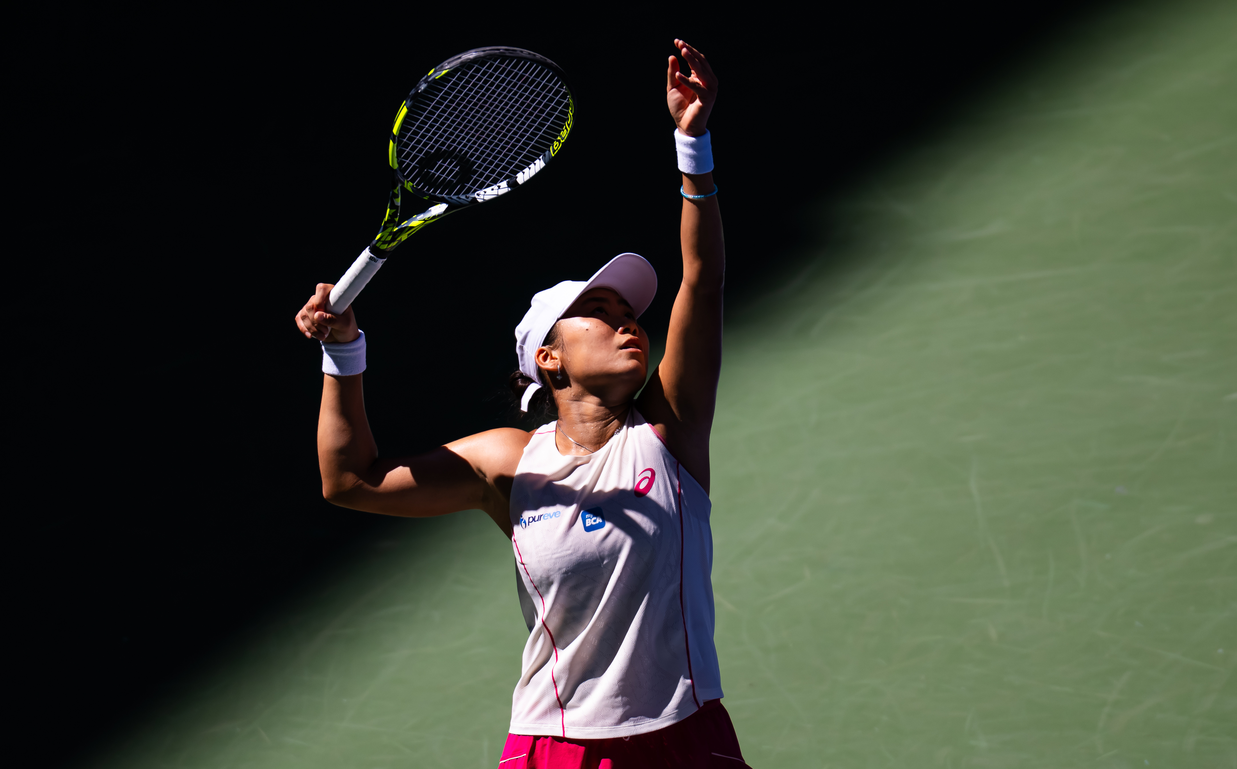首个巡回赛四强✅WTA250圣保罗站1/4决赛，曾丽美以6-4 6-1完胜3号种