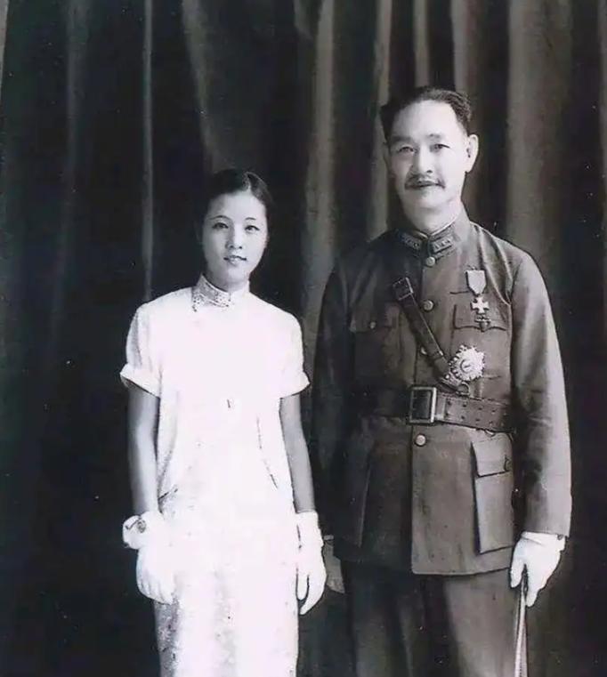 1939年，19岁的郭翼青在父亲逼迫下，嫁给了54岁的程潜。她满心抗拒，心想这人