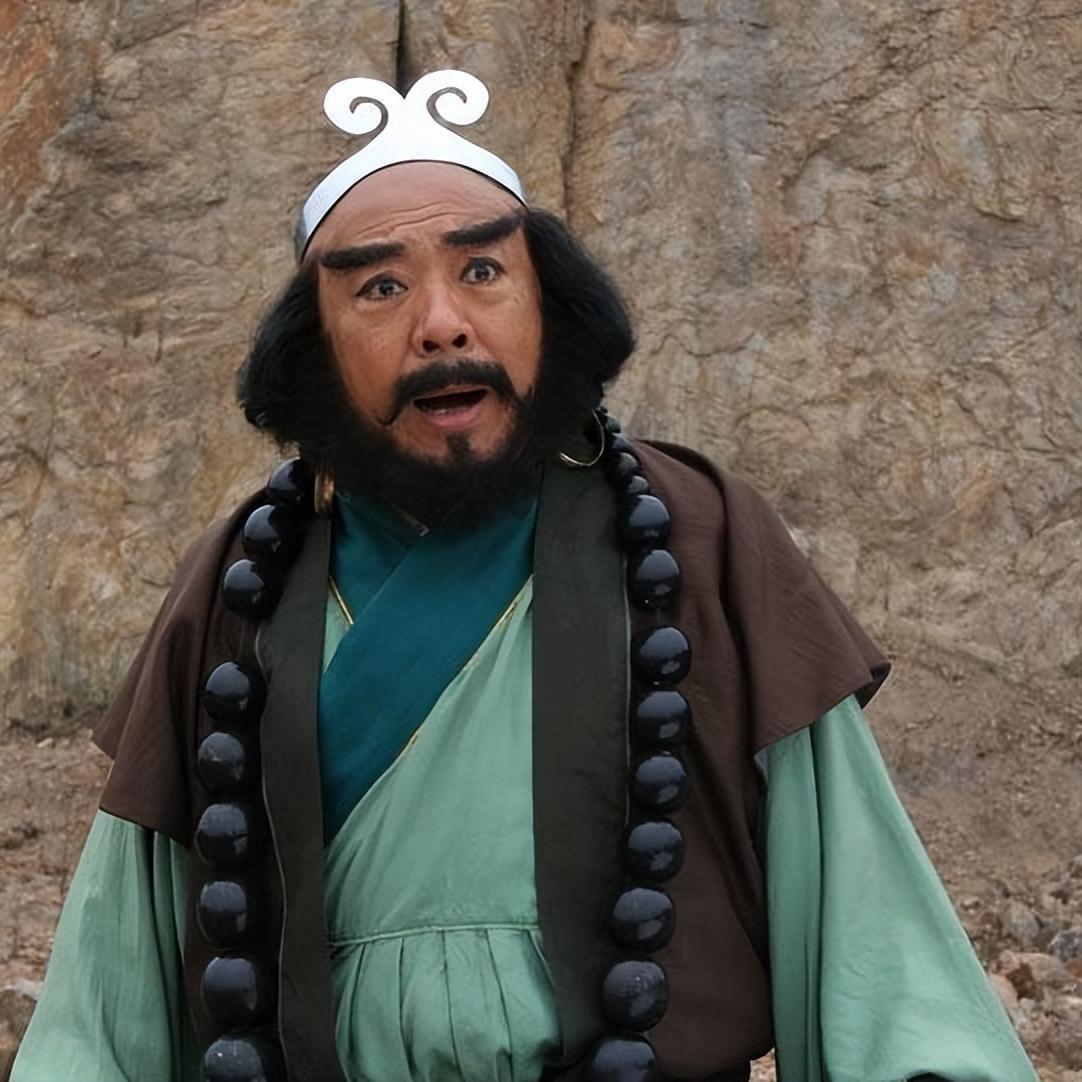 沙和尚可以说是整个西游团队中最怠工的存在，悟空与八戒拼死拼活忙着斩妖除魔，他却缩