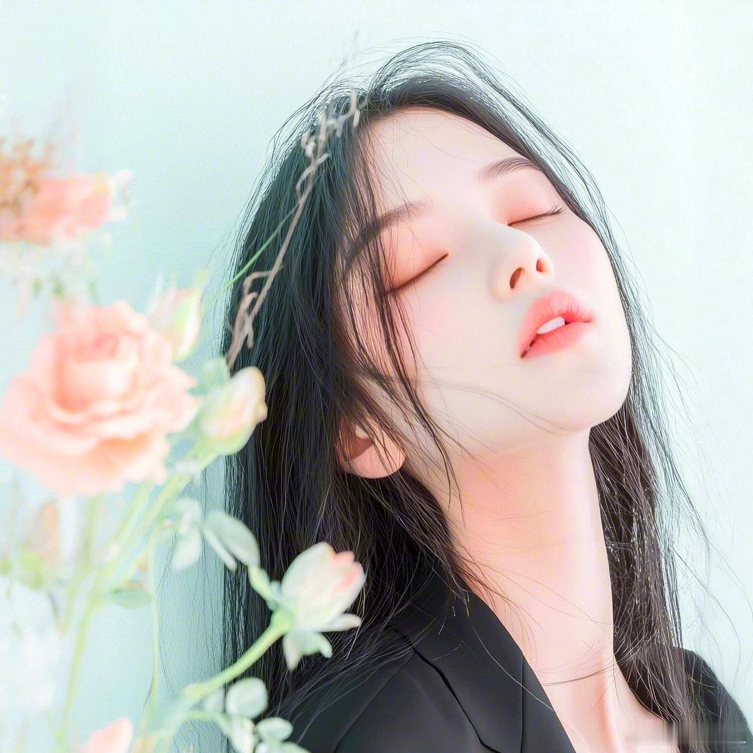 不管受了多重的伤，都不能切断与他人的联系。因为伤害你的是人，治愈你的也是人啊。—