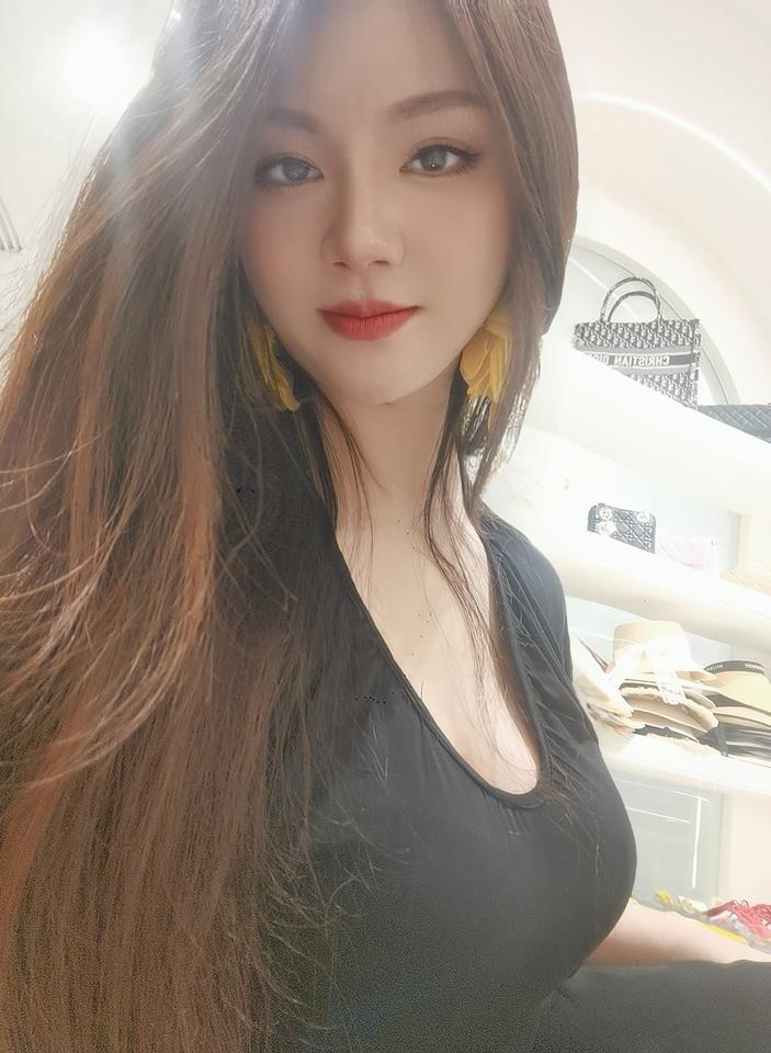 有你的地方就格外的清晰.想着你我的嘴角都会扬起