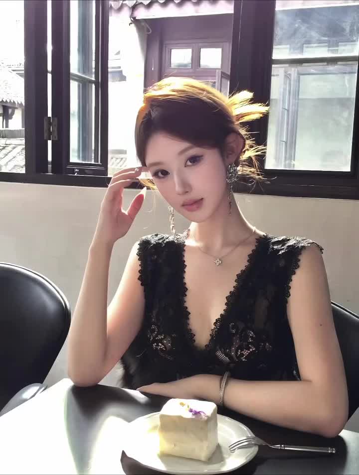 幸福的秘诀就是不和旧的人有牵挂.