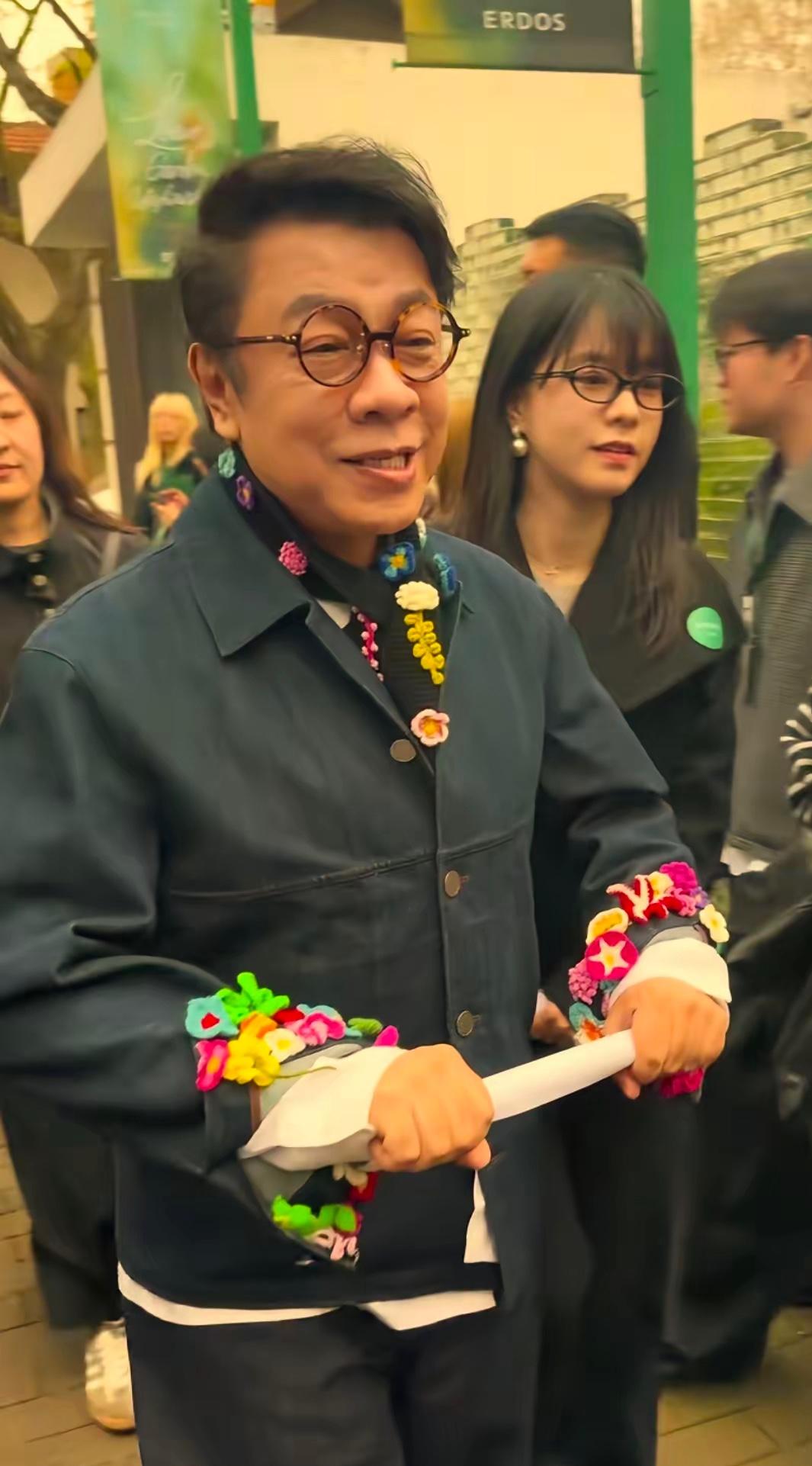 蔡康永事件曝光之后，最先做出反应的是仅和他合作一个月的零跑汽车。零跑官方连夜发布
