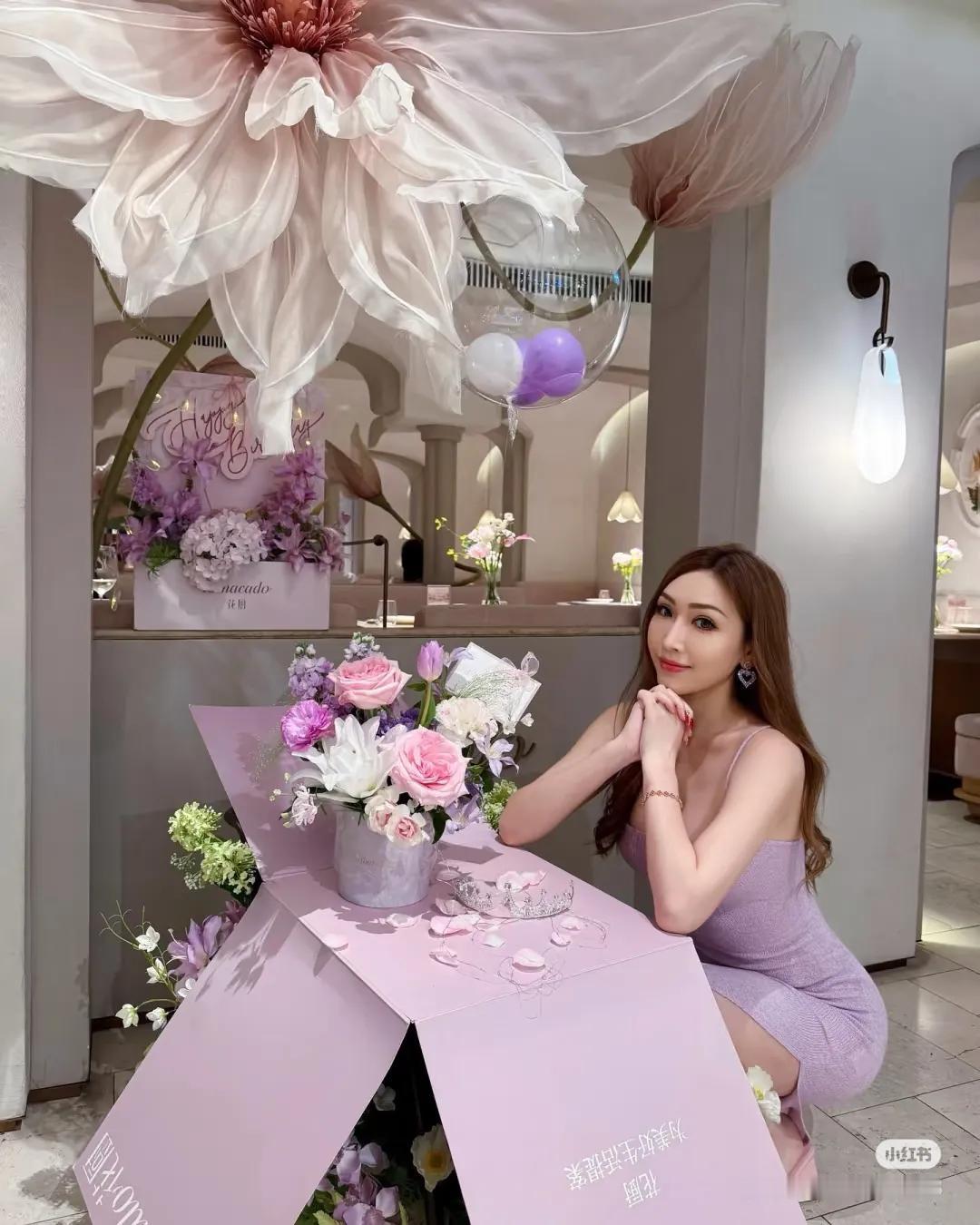 话说香港近几年就推出了许多样靓身材正，气质也相当不错的新晋模特，而吴熙榆就是其中