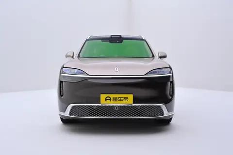 新款问界M9正式上市！高端旗舰地位彻底坐稳
面对现在越来越卷的高端旗舰SUV市场