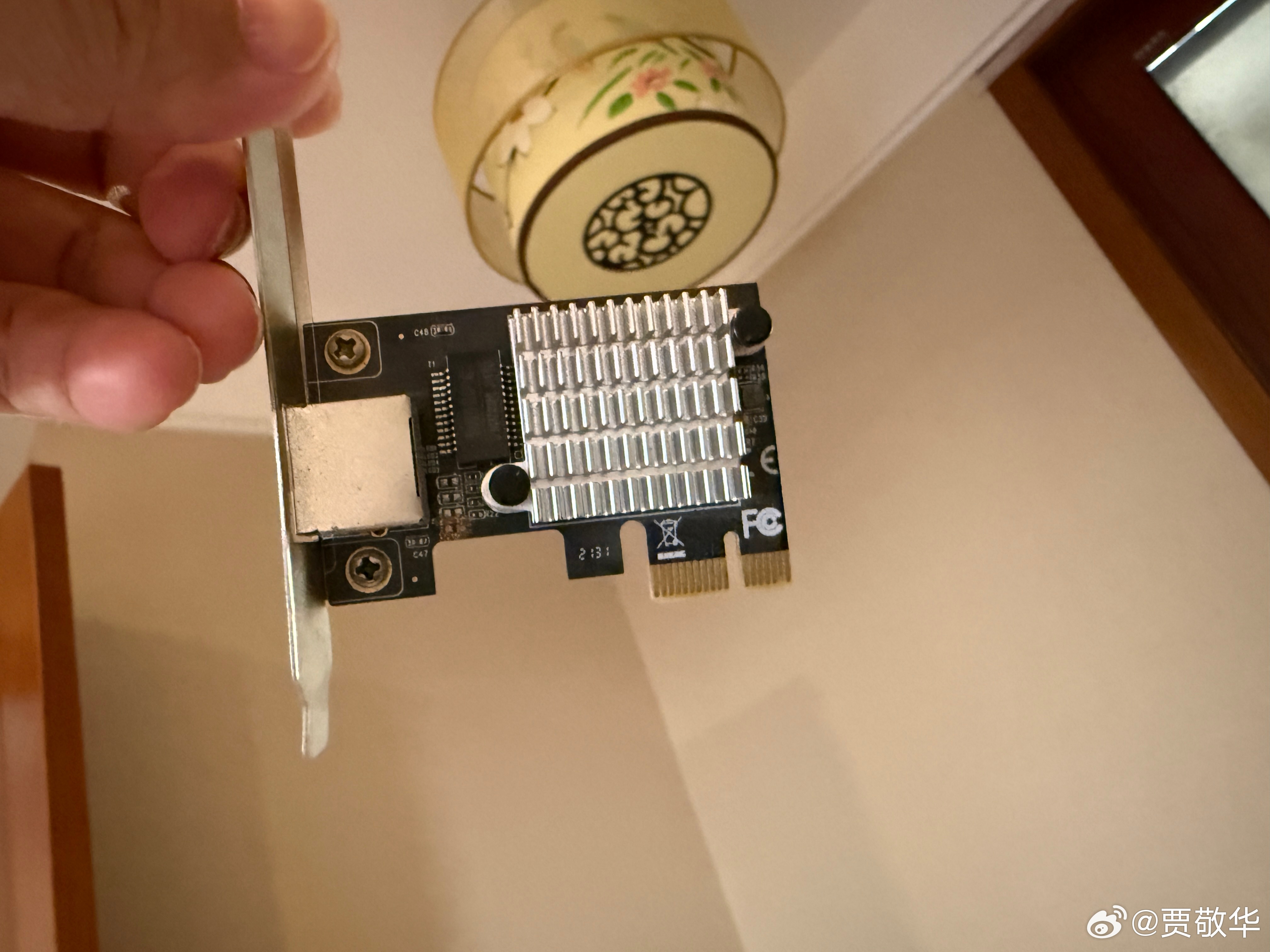 朋友的180平大房子开始装修，他打算做全屋10G网络，担心超6类的网线不支持10