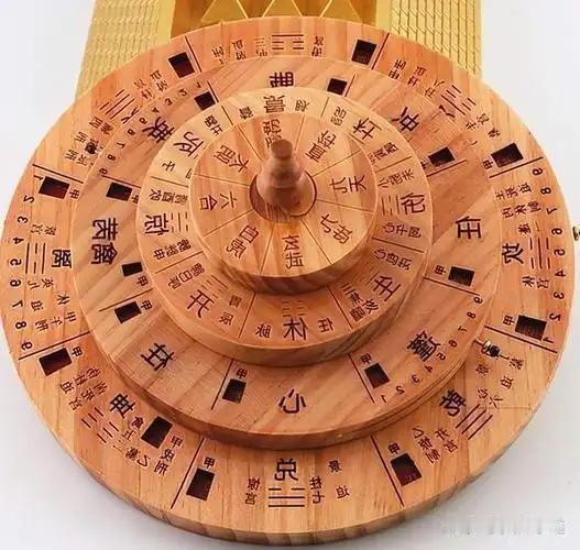 中医治疗湿热的处方整理：
1、脾胃虚弱---参苓白术散
2、暑湿困脾-----三
