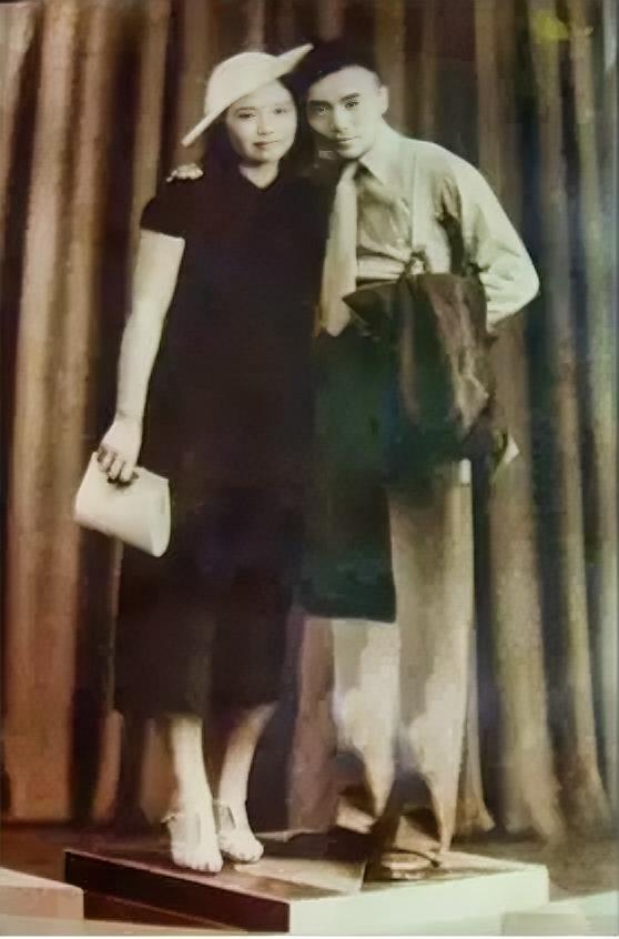 1938年，周恩来派王曼霞打入国民党高层。谁知，她却嫁给蒋介石心腹陈尔晋，身份将