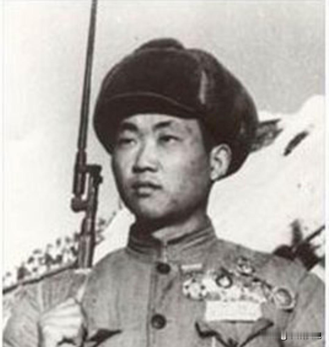 黄道明，重庆长寿（原四川长寿）人，1951年1月参军，新民主主义青年团团员，志愿