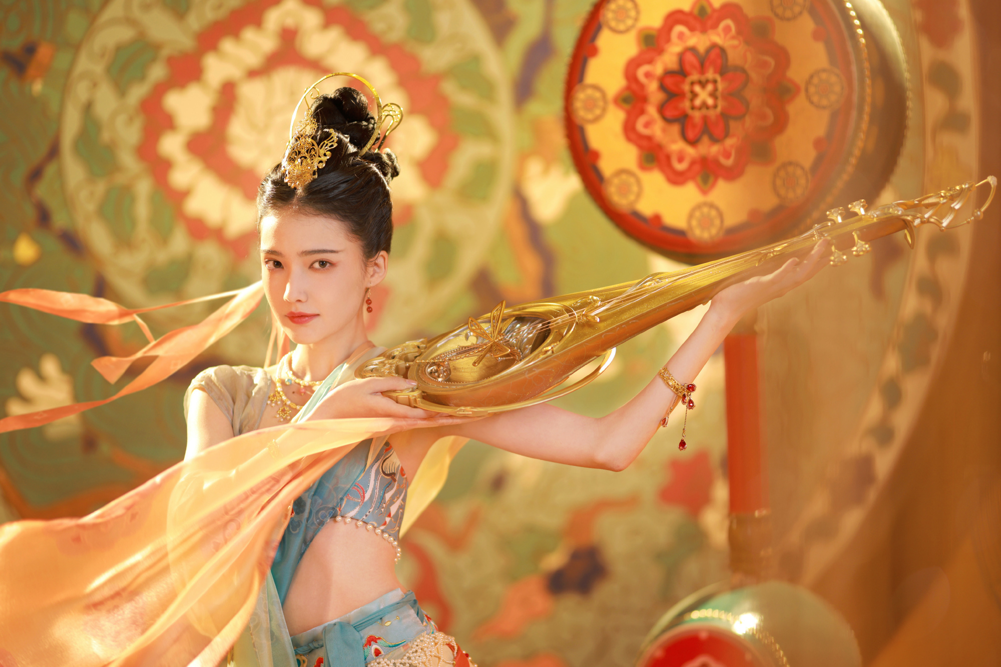   给我们带来的这组鸿音飞天大片可真是让人忍不住口水滴答～那种呈现出来的意境画面