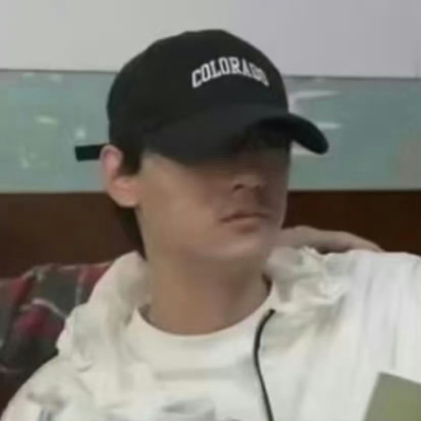 田栩宁 白背心田雷没有洗澡的义务 没有换衣服的义务 没有空吊的义务 