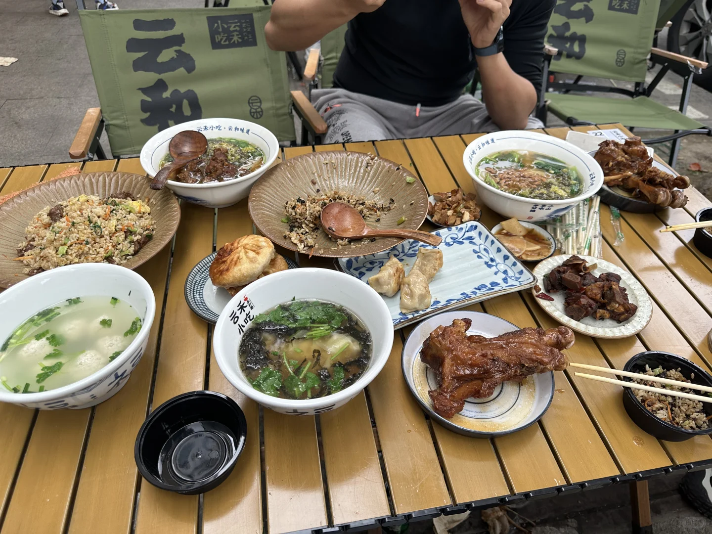 云和这家小店也太好吃了吧，还很便宜