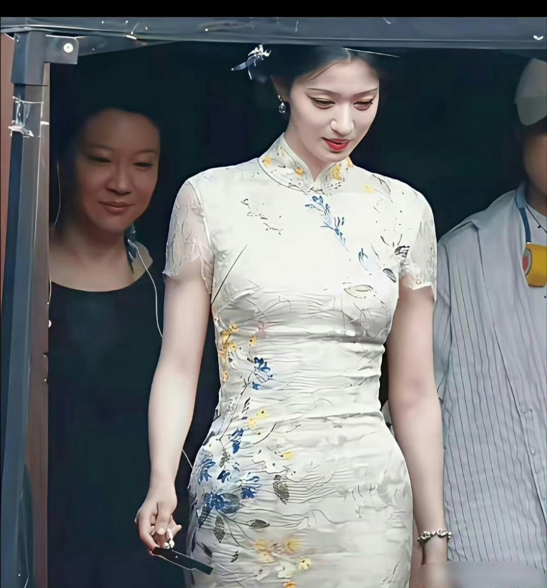 丁程鑫王楚然认识几年了王楚然是内娱少有的珠圆玉润型的演员吧 