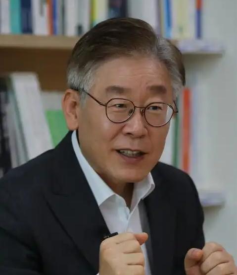 日本签证费暴涨5倍的消息刚传开，韩国就立刻放出大招——7月1号起，对中国、越南、