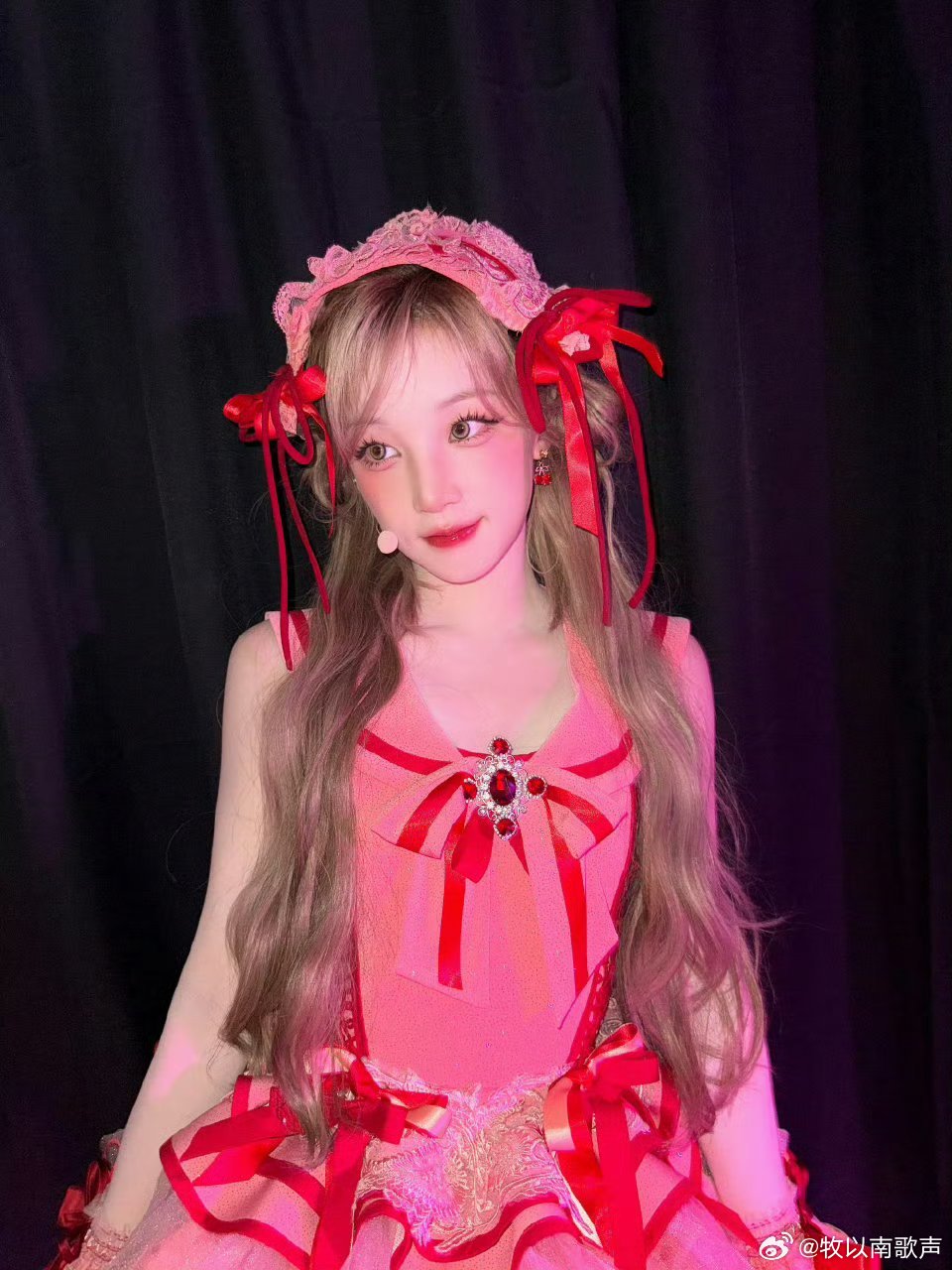 宋雨琦提名mama最佳女solo宋雨琦斩获MAMA2025最佳女Solo提名！ 