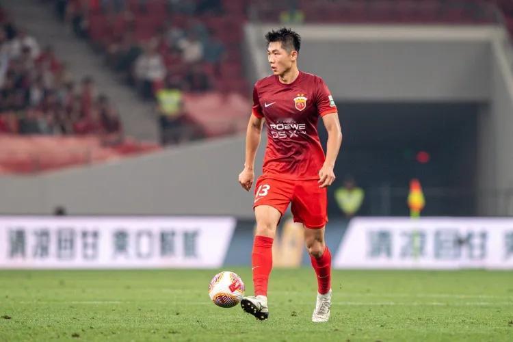丢人！上海海港1:3川崎前锋，一战说明7个事实:
1，中超冠军面对日本球队竟然毫