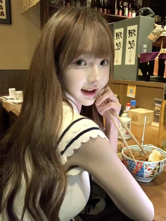 一些甜甜的吃饭姿势分享