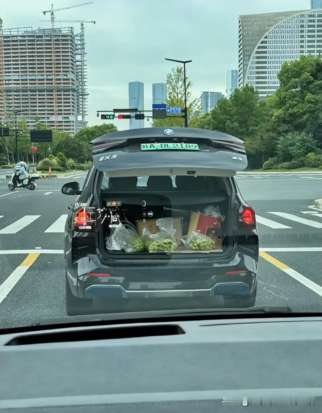 好着急，葡萄要掉了[黑线] ​