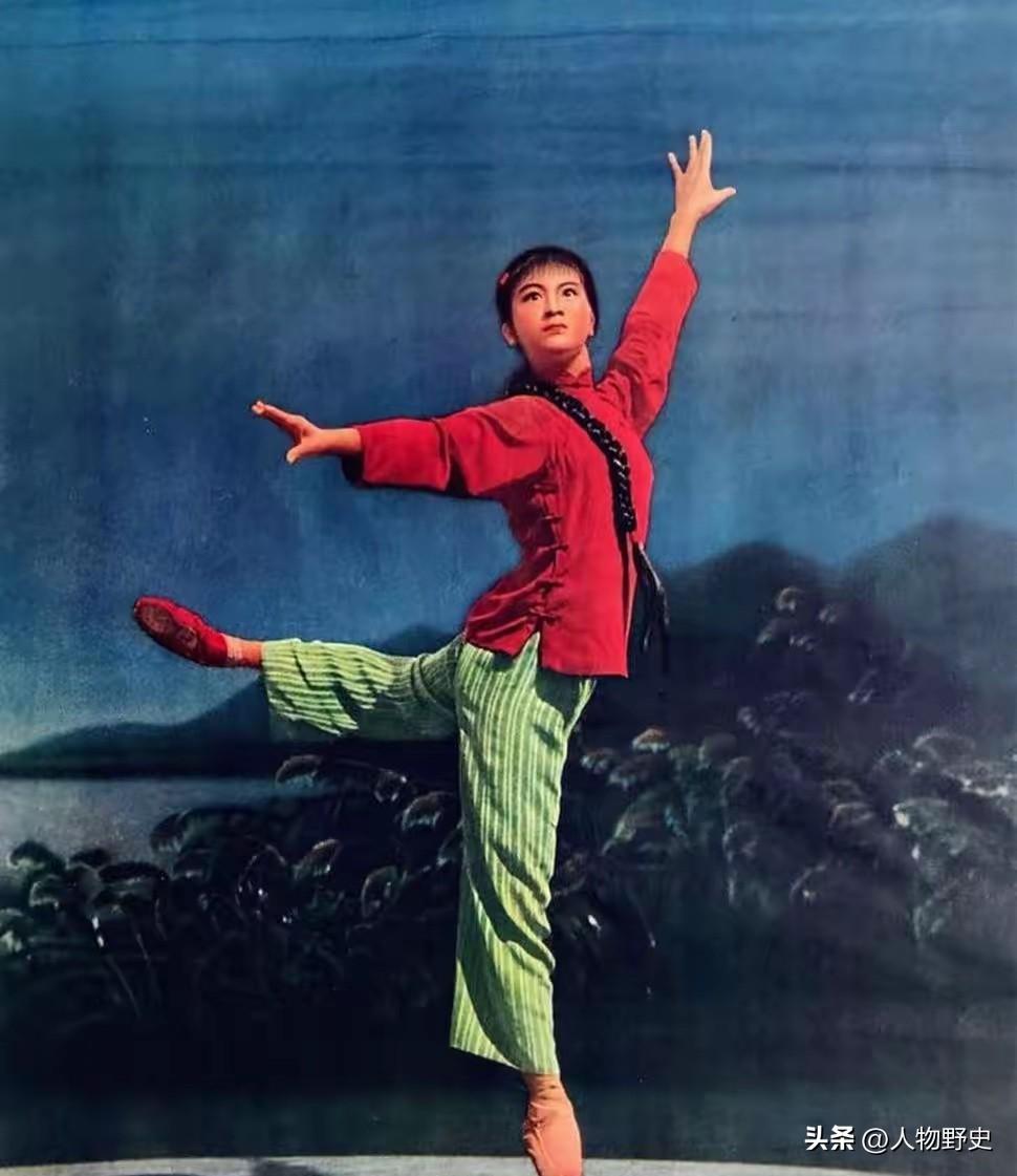 北大教授孔庆东曾自豪地说：“对我来说，思想的顶峰是毛主席，戏剧的顶峰是样板戏！老