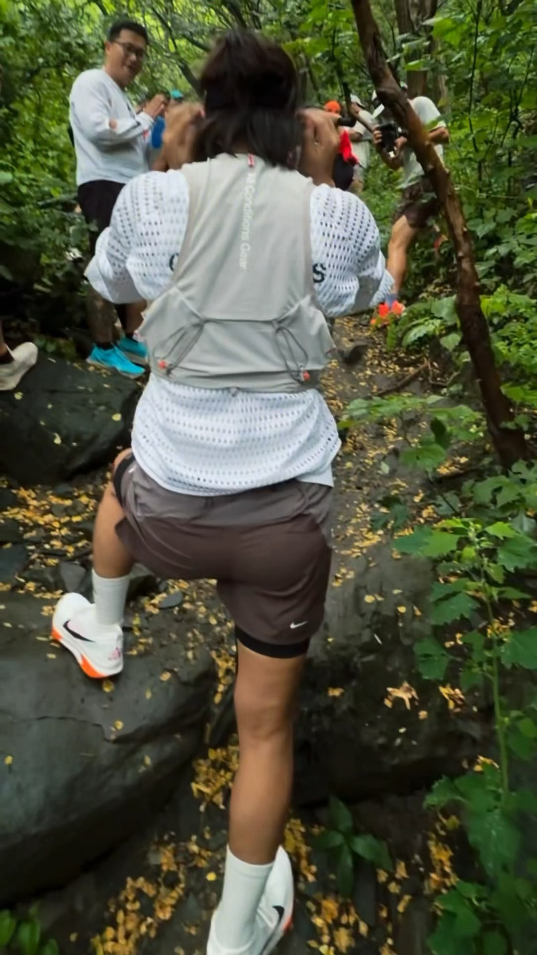 男子汉大屁股搞了一个Live图供自己反复欣赏