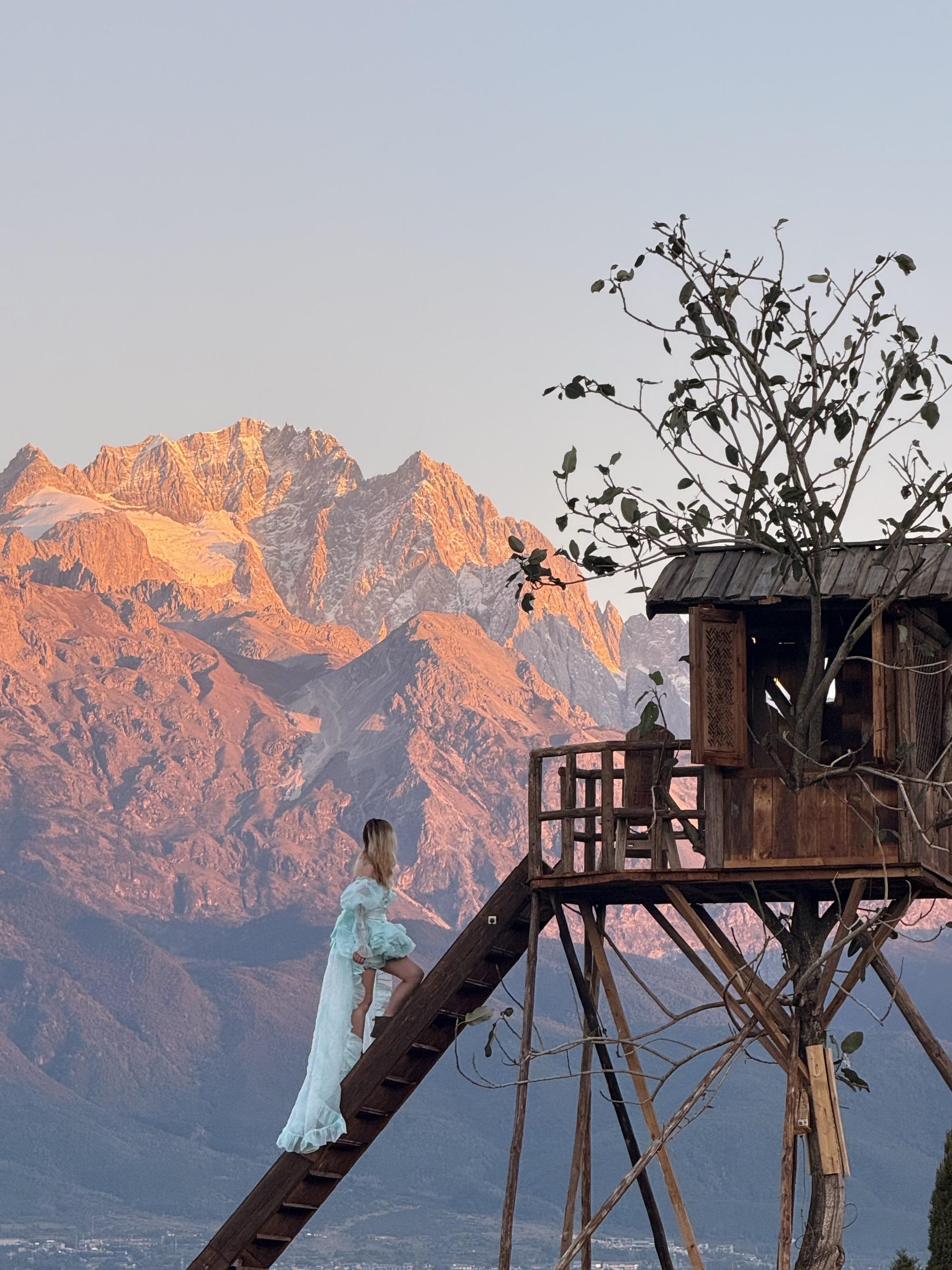 香巴拉牧场 看到日照金山会幸运一整年