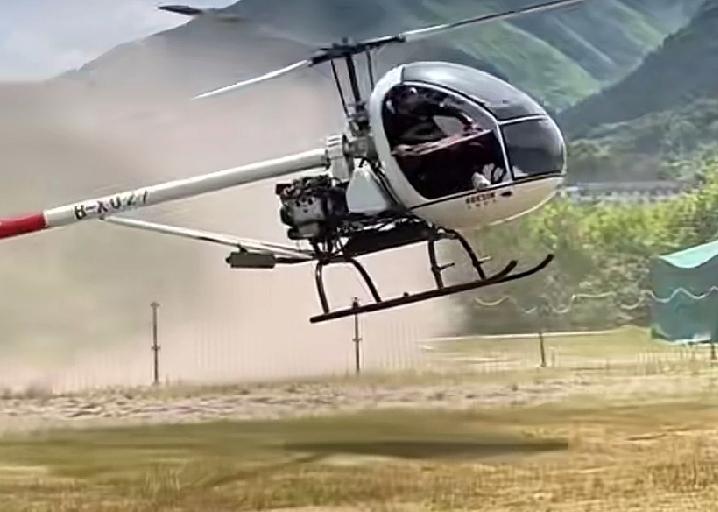 牙哥开直升飞机送烤全羊，所以上次那个红十字会的烤全羊，不会是他送的吧？
点的外卖