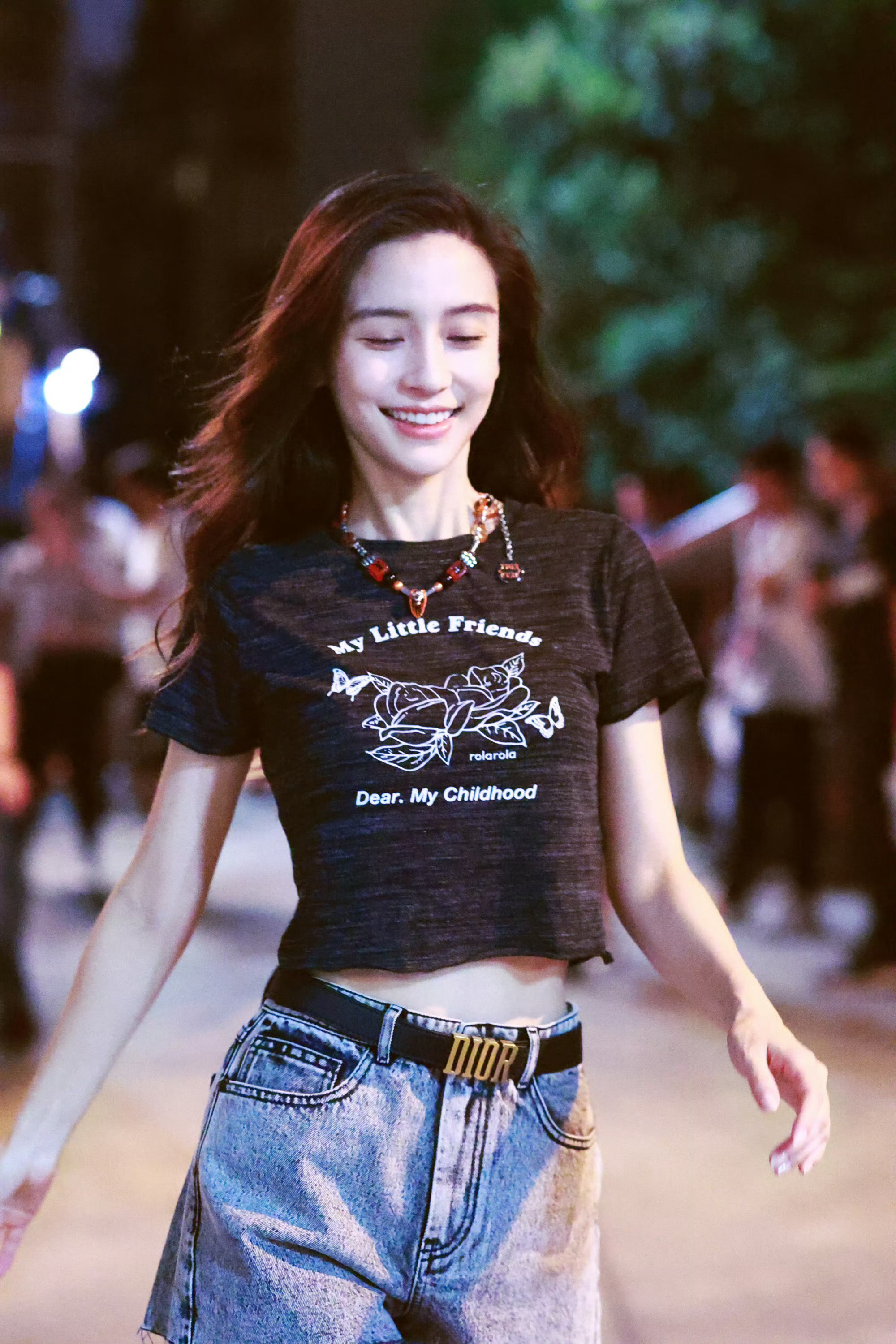 angelababy angelababy “你是被光偏爱的，你的名字燃起我永恒