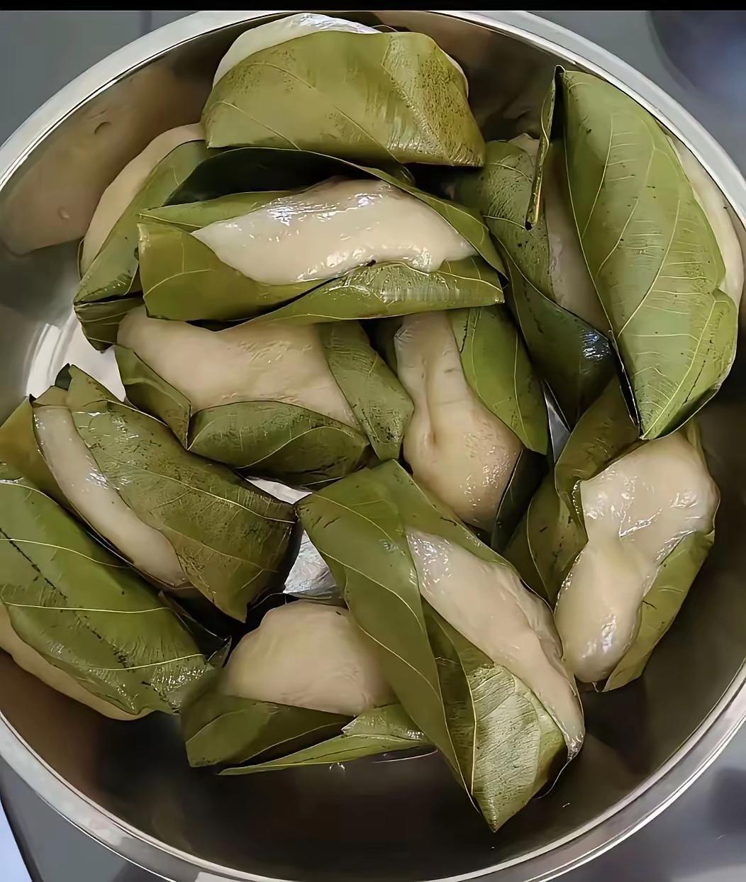 有人知道这是什么叶子包的吗？