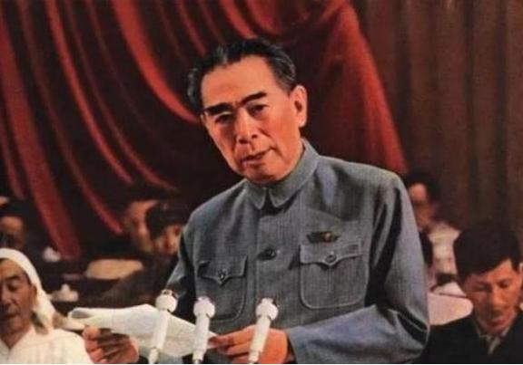 1975年周总理病重，需要吃鸽子蛋增加营养，却到处都买不到。赵炜就对邓颖超说“宋