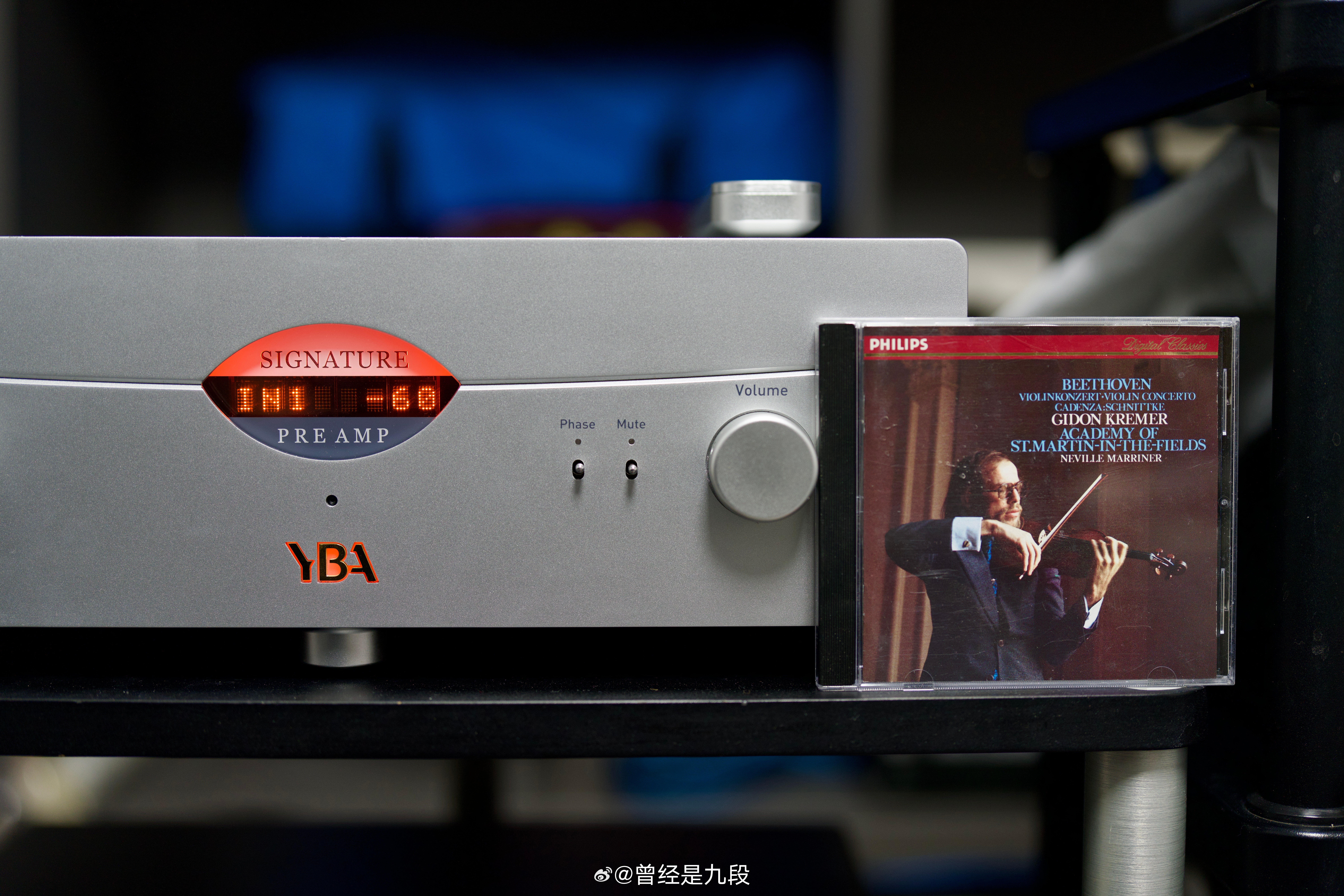 YBA签名版西装（CD+前级+后级）的声音是蛮值得一提的，我不知道大家对法国声的