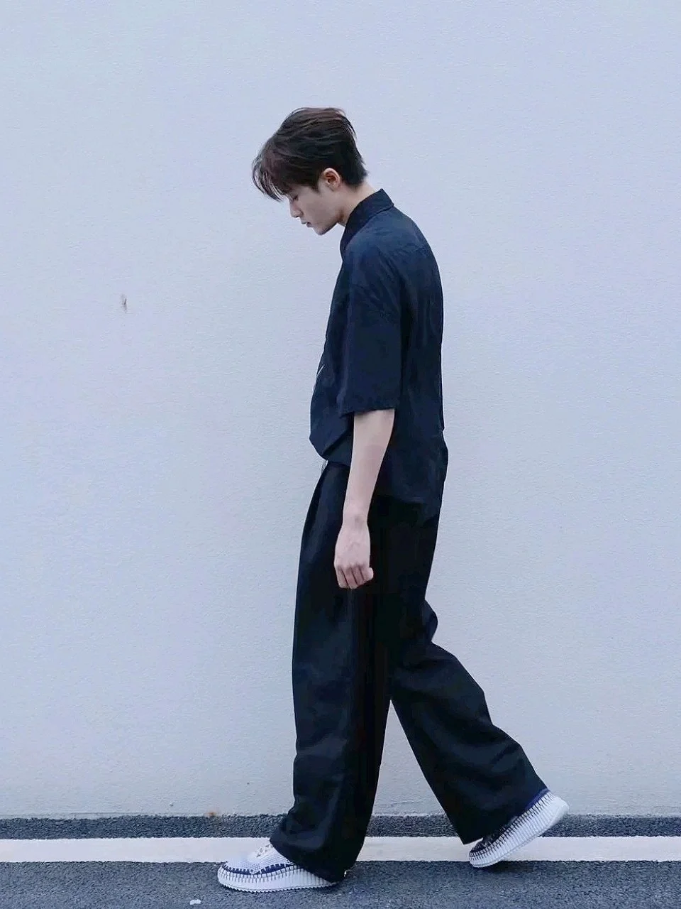壁纸| 飒