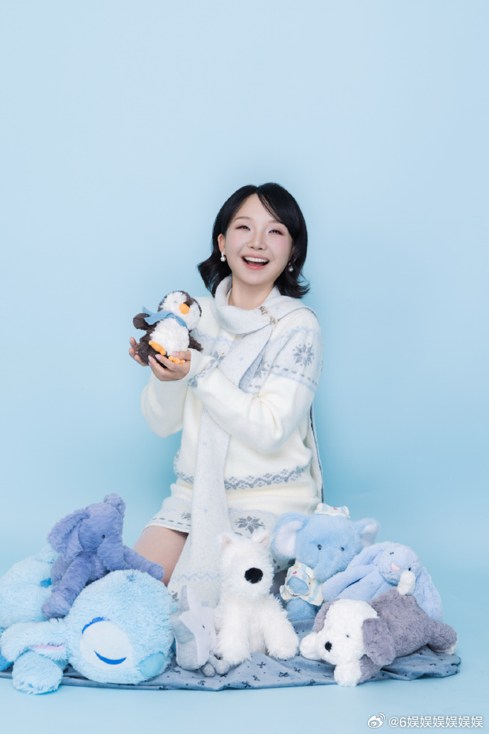 周涛说一辈子都没穿过李嘉琦风格的衣服桃花坞6交换衣橱环节笑点拉满，周涛抽到李嘉琦
