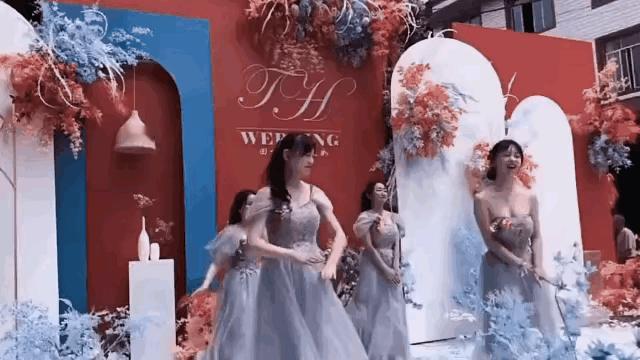 这婚礼上伴娘也挺拼的啊