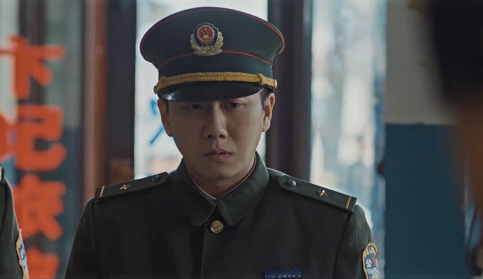 最近连着看过三部剧都有他参演，《低智商犯罪》《主角》《悬案》。 