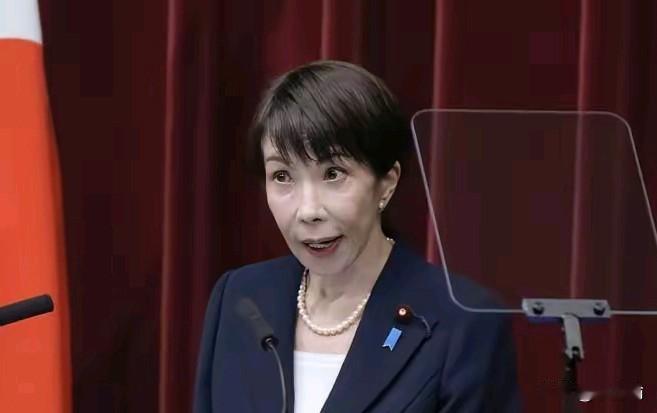 据外媒综合报道，高市早苗想让英首相在中日争端之间选边站估计是不会如愿。
斯塔默访