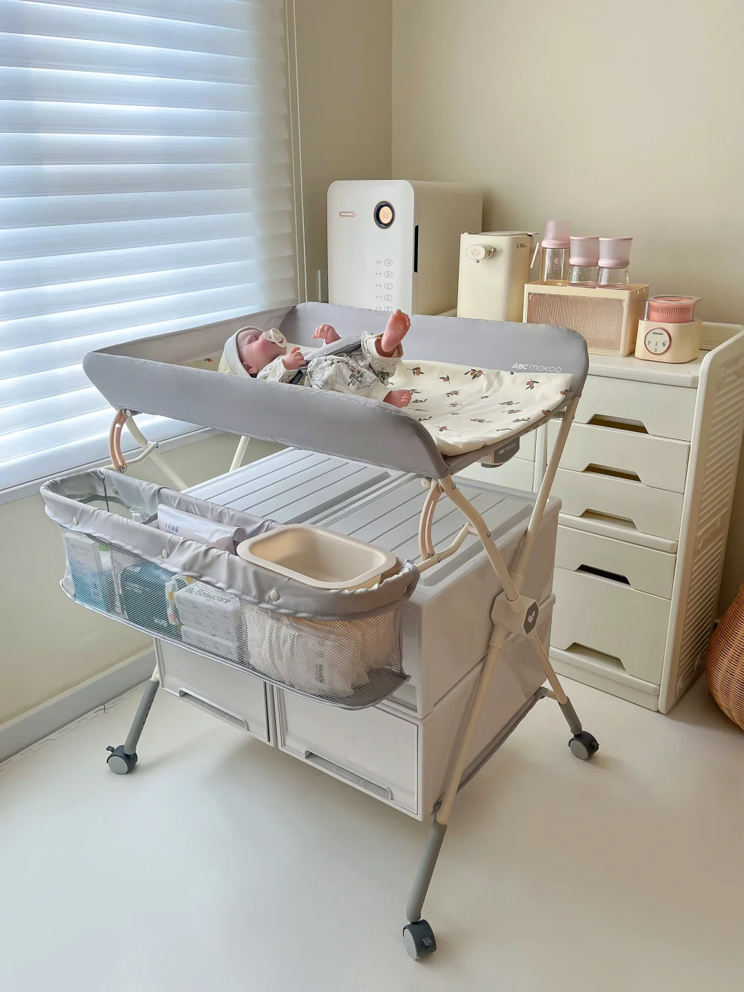 无语😓二胎才发现尿布台还能这么用！