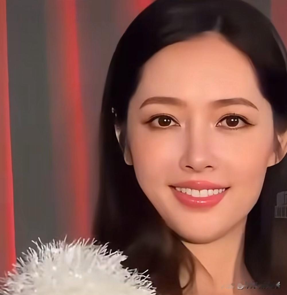 郭碧婷是真敢说啊，能在镜头前说她只在乎小孩有没有跟向佐联系，言外之意就是分居也无