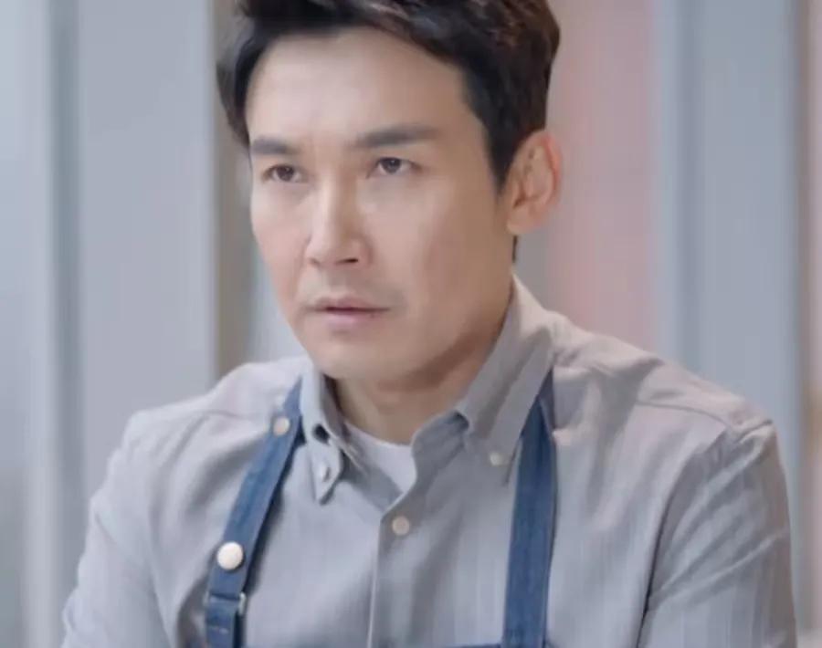 张铎到底咋想的，一把年纪了怎么还演这种狗血剧，《不期而遇的生活》里面肖克明前期还