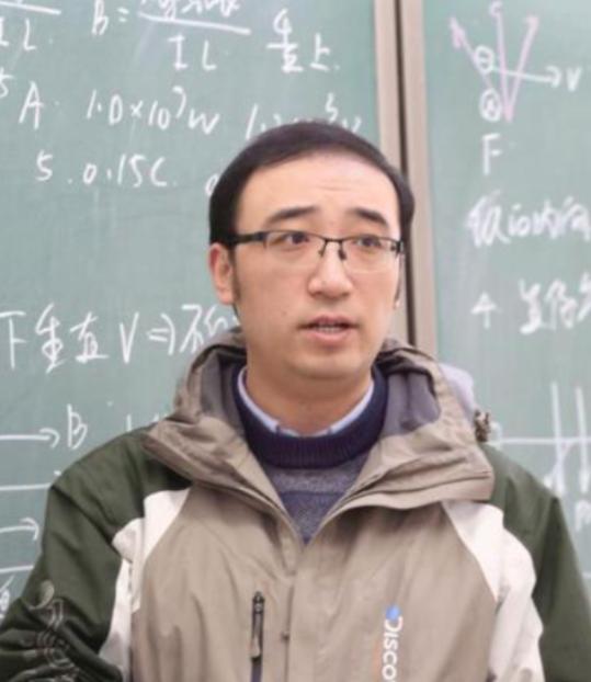 2008年，清华大学毕业的高材生李永乐毕业后在北京求职的时候，却是屡屡碰壁，外企