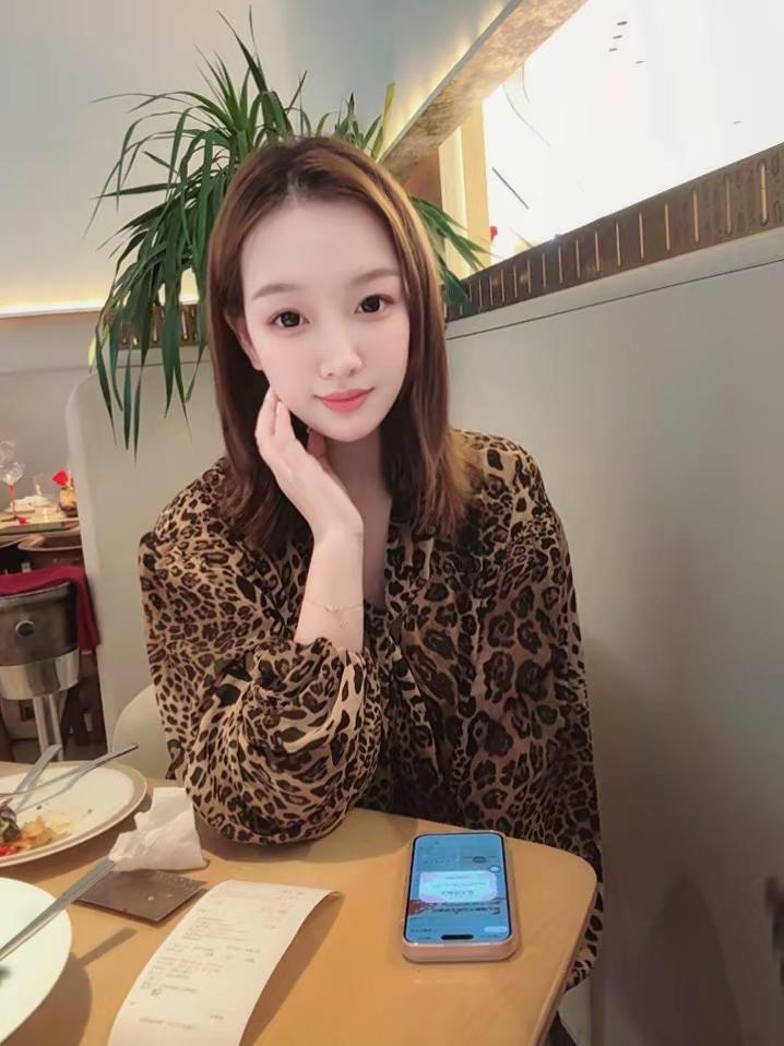 漂亮女人有点脾气怎么了怎么了怎么了